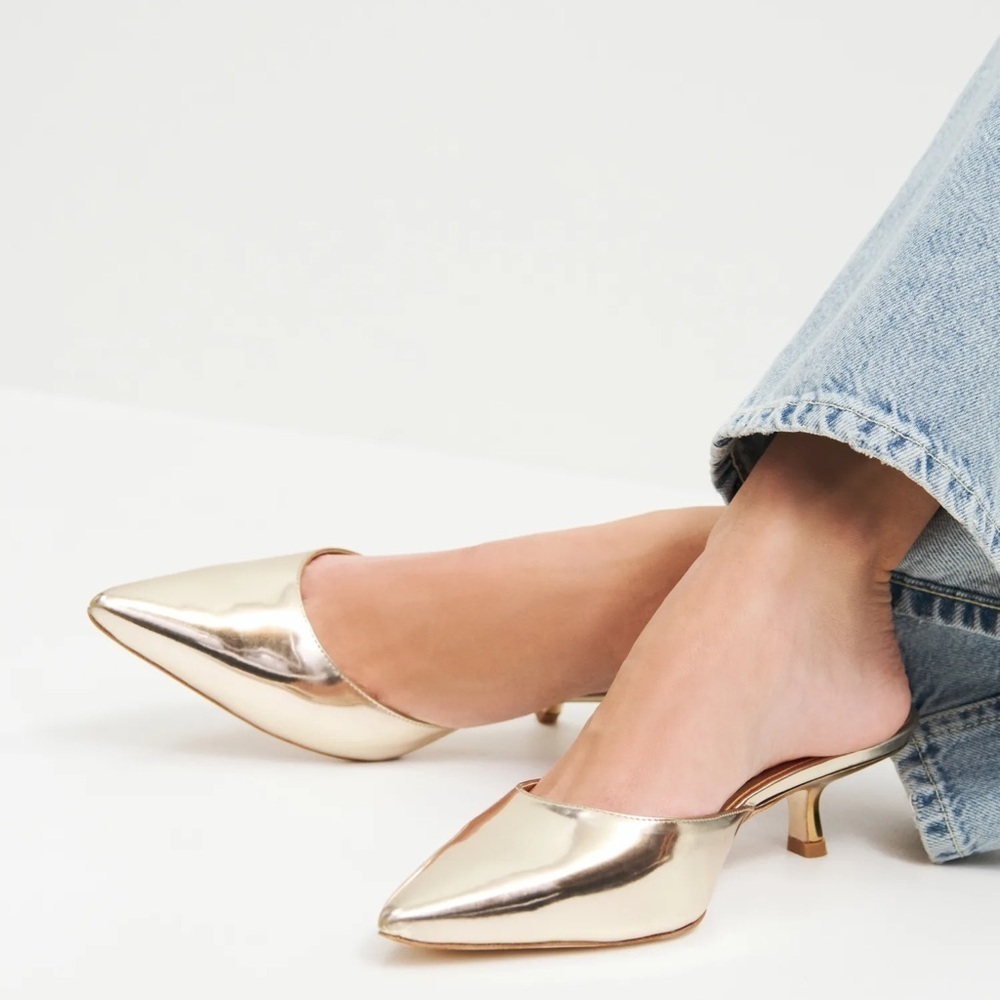 Reformation Wilda Pointed Toe Kitten Heel Mules in Metallic Gold, 9.5